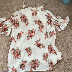 Blouse cold shoulder
